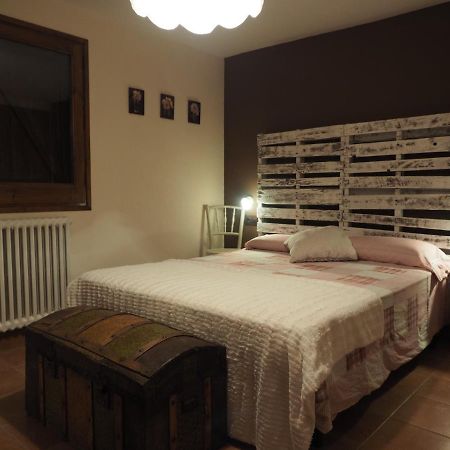 Els Noguers Turisme Villa Castellar del Riu Bagian luar foto